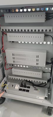 Τεχνική συσκευή φόρτισης με τροχούς