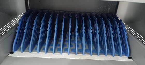 Τεχνική συσκευή φόρτισης με τροχούς