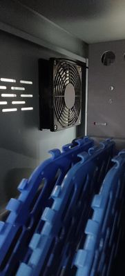 Τεχνική συσκευή φόρτισης με τροχούς